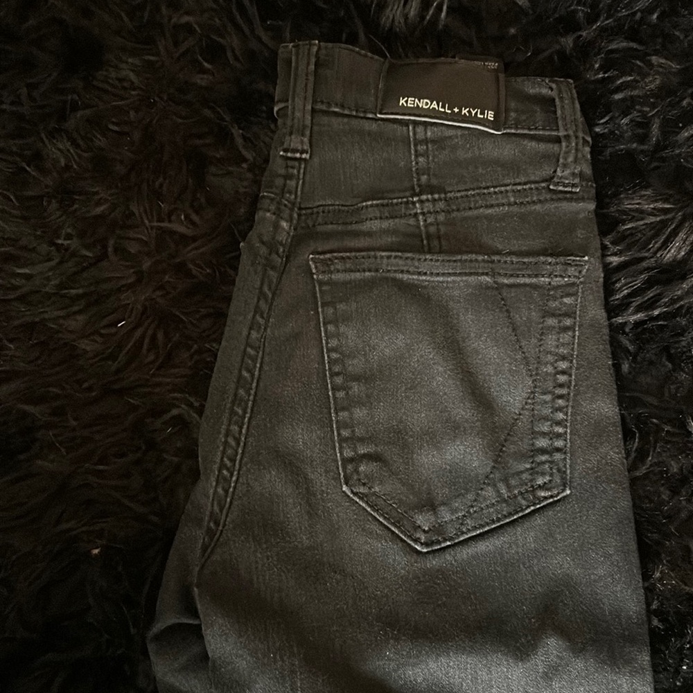 Kendall + Kylie black skinny jeans size 24